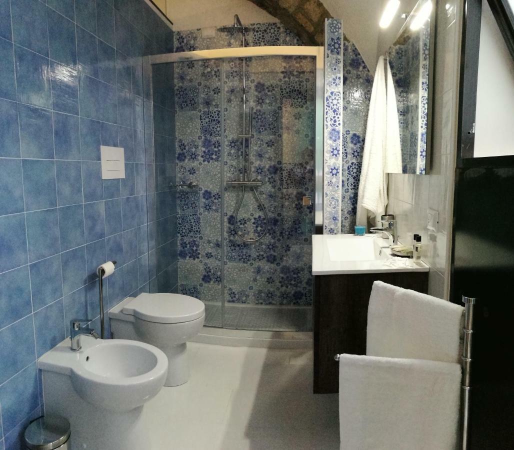 Holidayhouse089 Salerno Bagian luar foto